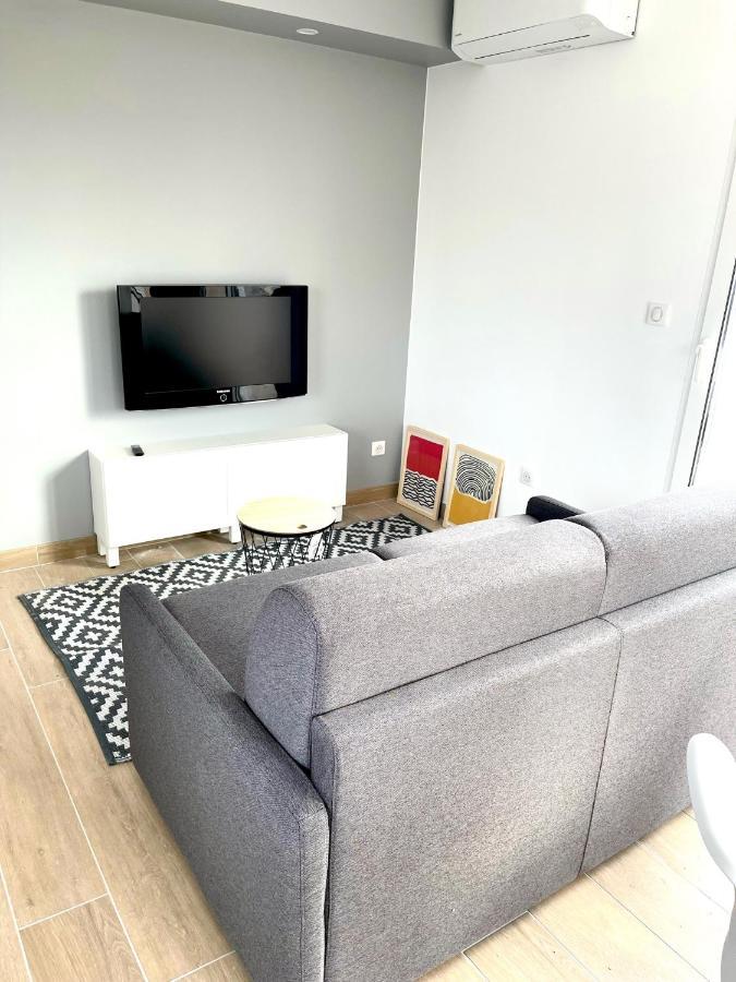 Ternay La Parenthese Balneo T2 Cosy De 40M² Avec Terrasseアパートメント エクステリア 写真